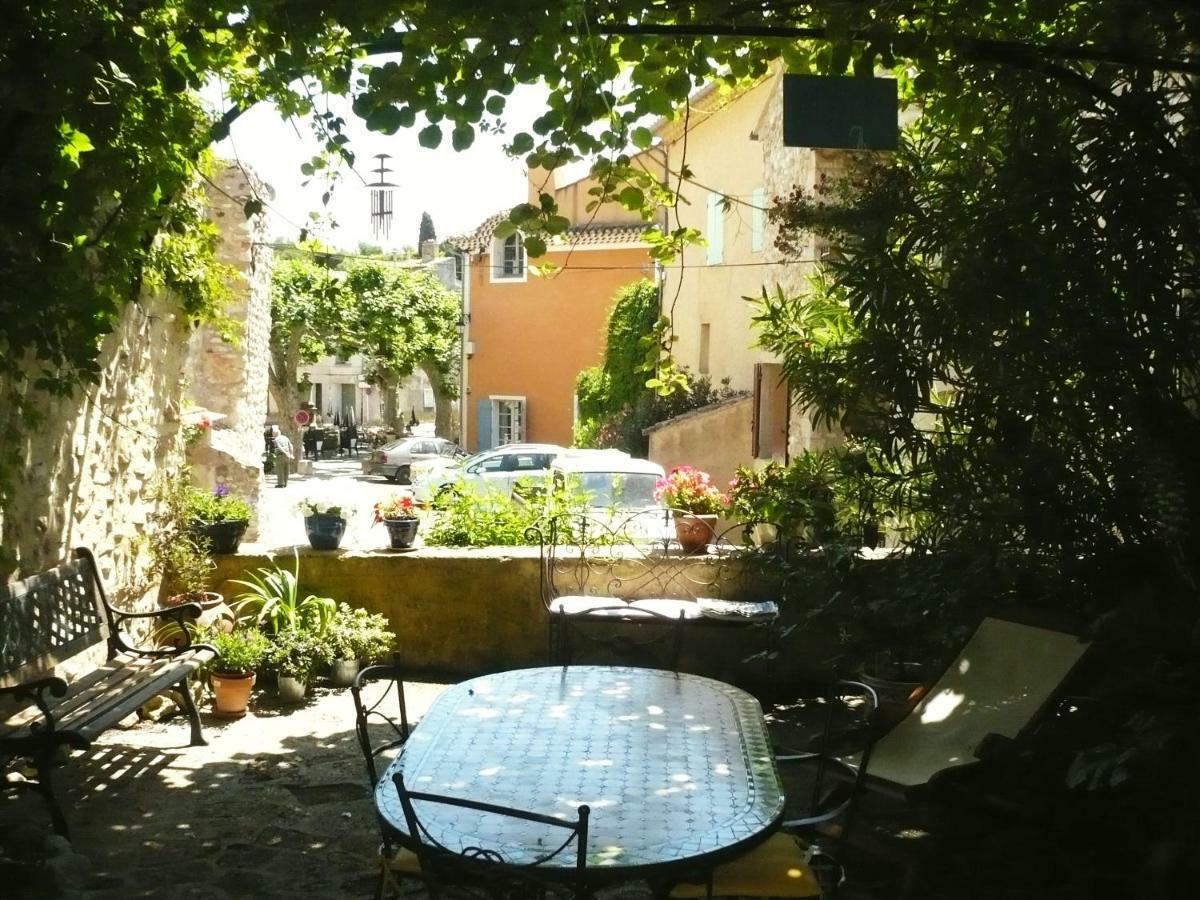 Soleil Et Ombre Ξενοδοχείο Villedieu  Εξωτερικό φωτογραφία
